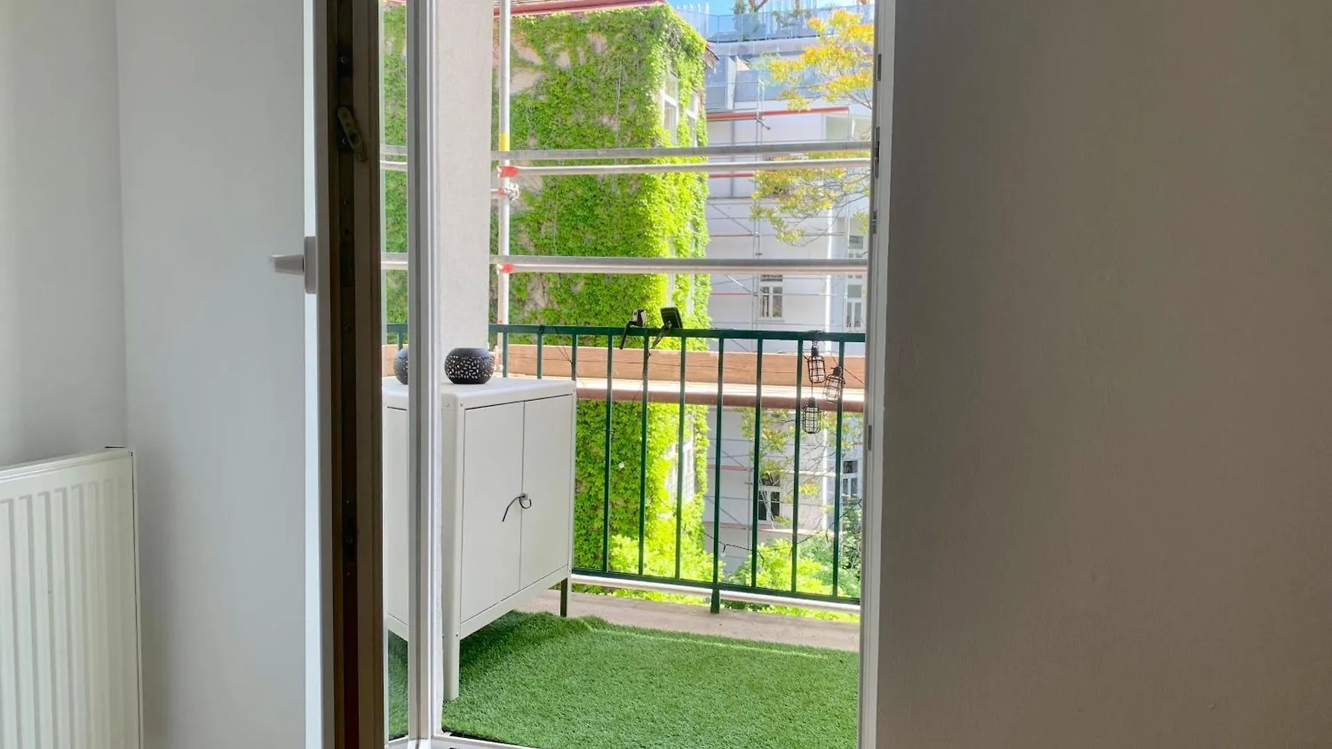 Bamboo City Apartment : A Cozy Family Haven In Vienna'S 9Th District